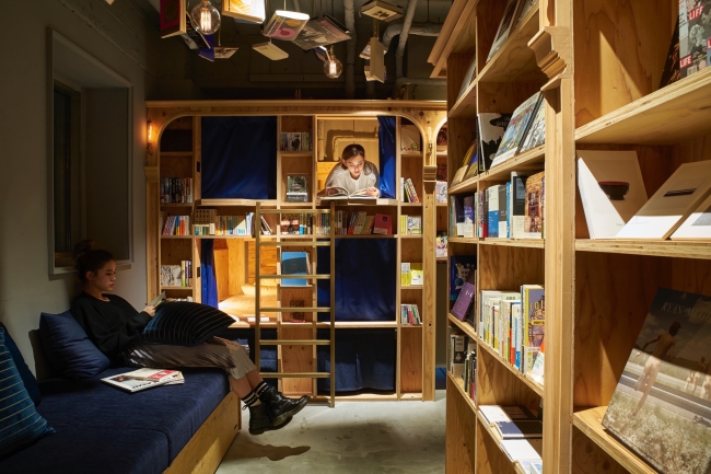 泊まれる本屋「BOOK AND BED TOKYO」6店舗目が大阪・心斎橋に今秋オープン