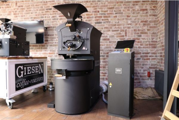 コーヒー焙煎の世界大会（WCRC）公式マシン「Giesen Coffee Roasters」が新しい日本展開をスタート.ーネイビーブルー株式会社ー