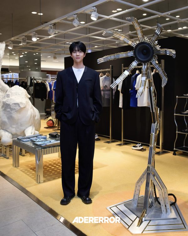 【NEWS】アーダーエラー、大阪ポップアップショールームオープン!俳優チェ·ジョンヒョプとイベント開催-株式会社FIVE SPACE JAPAN