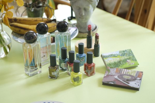 【NEWS】OSAJI（オサジ）より、2025 HOLIDAY MAKEUP COLLECTIONが2025年10月22日（水）より数量限定発売。-株式会社OSAJI