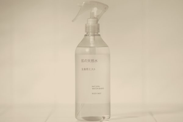 【NEWS】無印良品「肌の天然水 全身用ミスト」を新発売-株式会社良品計画