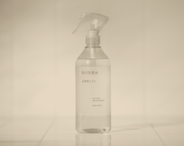 【NEWS】無印良品「肌の天然水 全身用ミスト」を新発売-株式会社良品計画